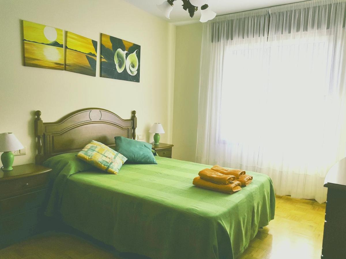 Piso Amplio En El Centro De Vilagarcía de Arousa Extérieur photo